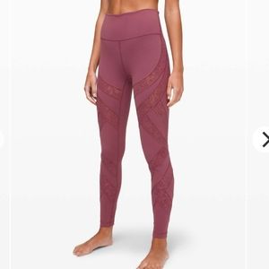 BNWOT Lululemon Wunder under HR tight 28"